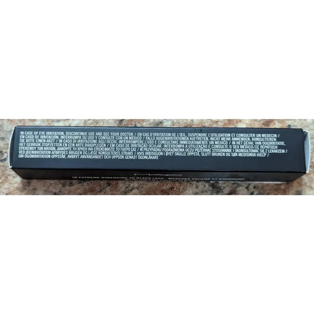 MAC Mascara In Extreme Dimension 3D Black Lash A61 New in Box